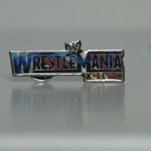 WrestleMania X-SEVEN WM 17 WWE WWF Attitude Collectible lapel Pin New Rare